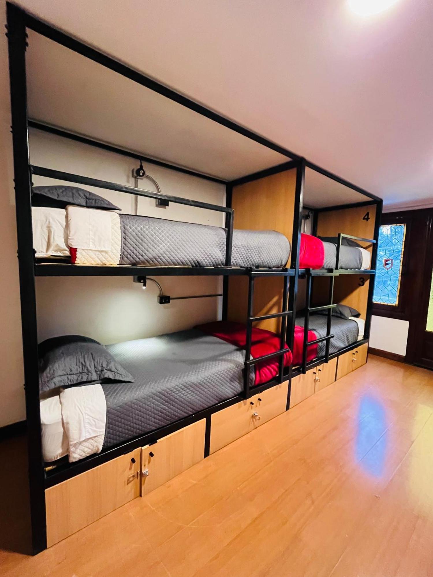 Enjoy Hostel Сантяго Екстериор снимка