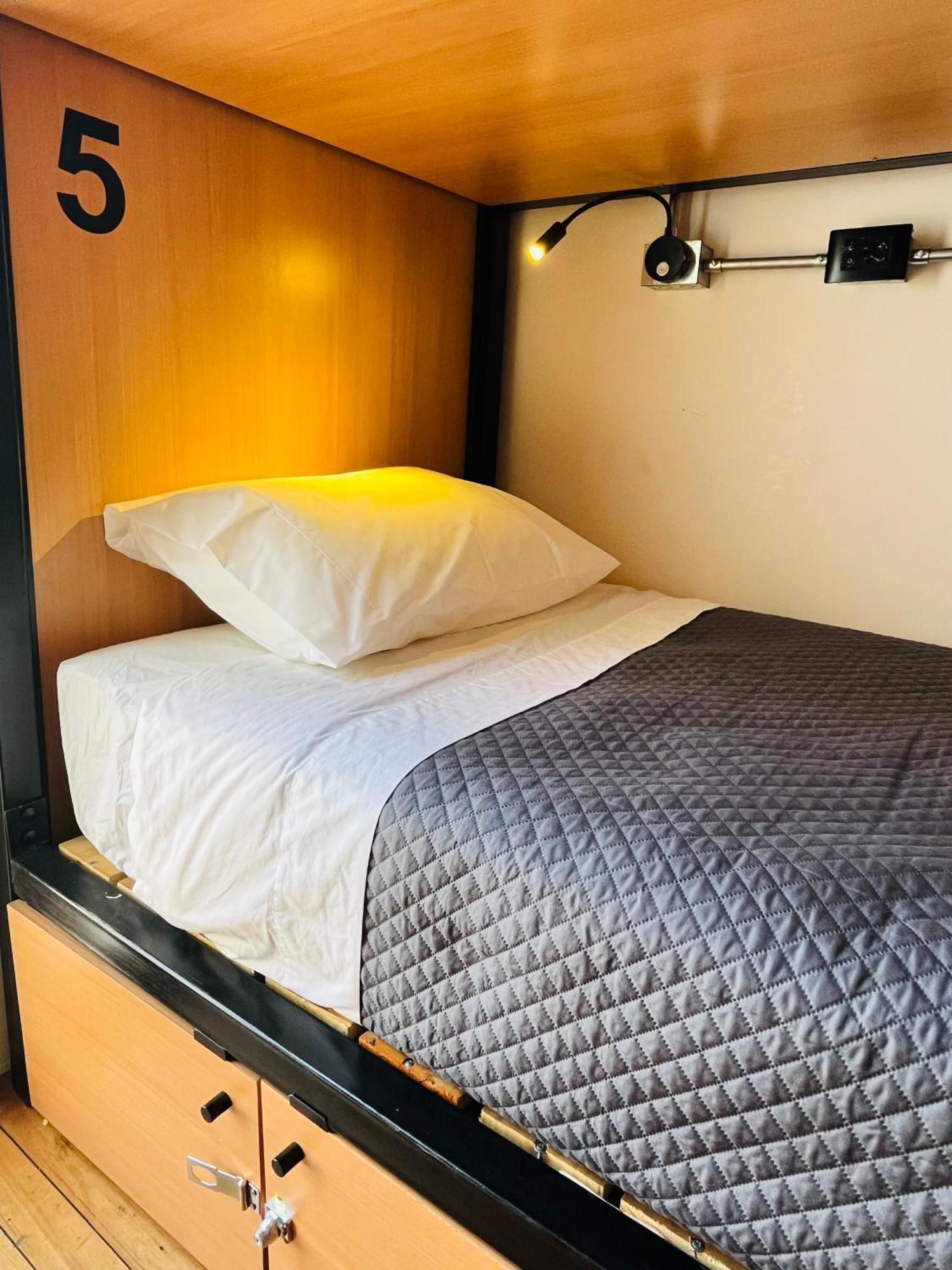 Enjoy Hostel Сантяго Екстериор снимка